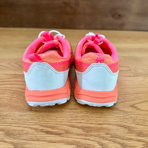 Merrell Kids Agility Peak KDZ Hiking Boot Shoe (Little Kids) in Pink/Orange - Picture 6 of 11